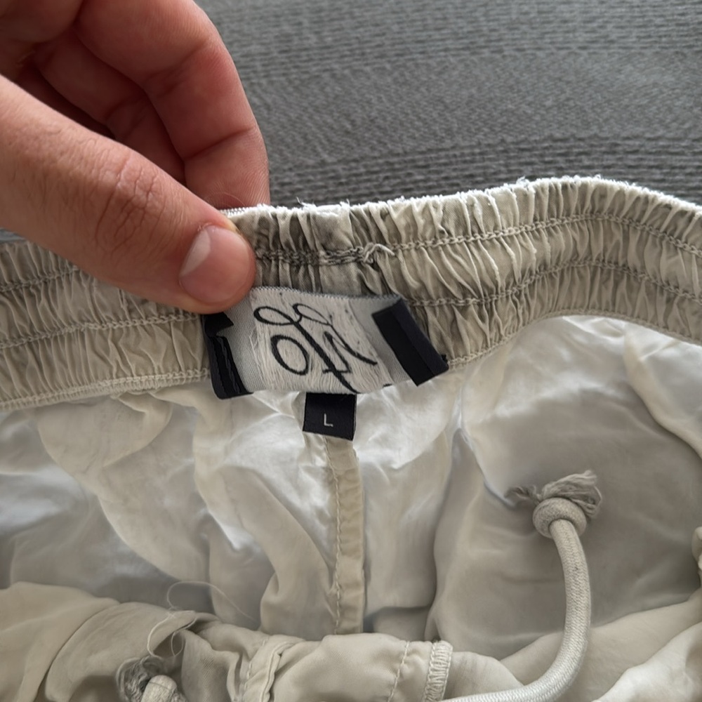 OFY Marble Shorts - Picture 5 of 5